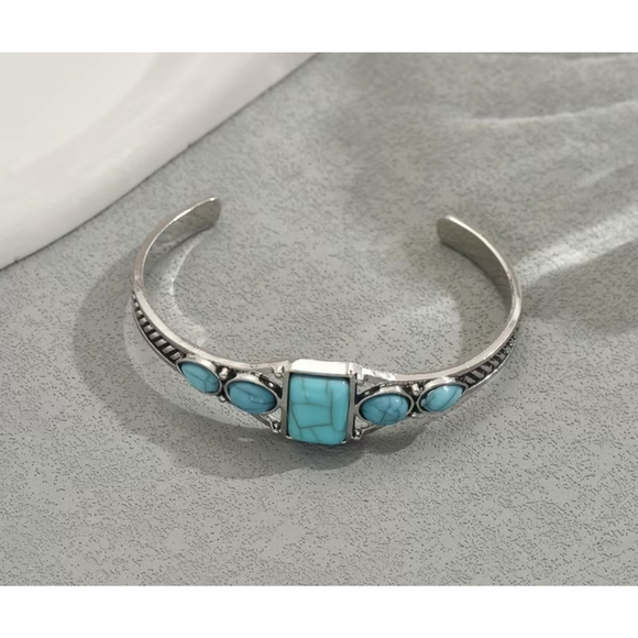 Southwestern Turquoise Stone Cuff Bracelet - Picture 3 of 5